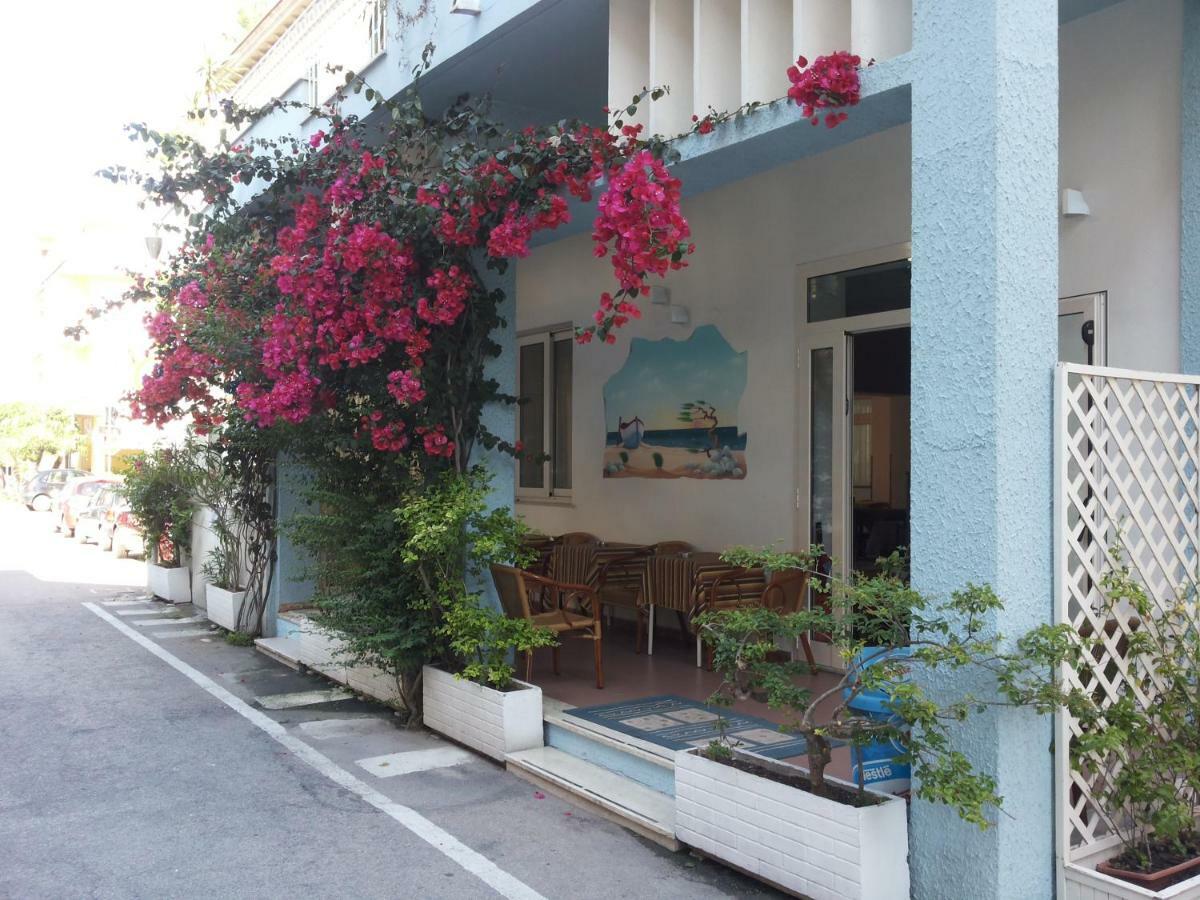 Albergo Lido Silvi Marina Exterior foto